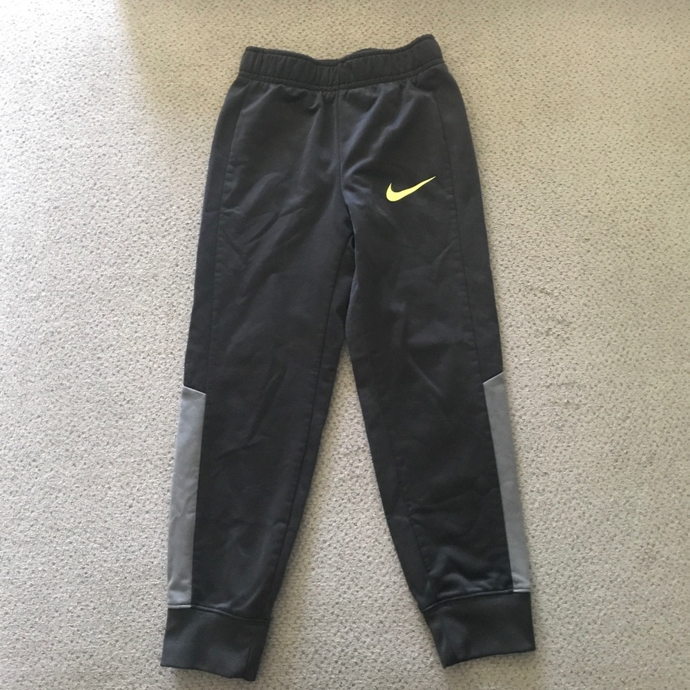Nike joggers